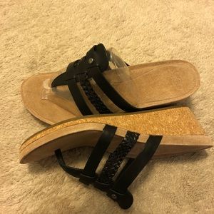 Ugg Maddie Wedge NIB